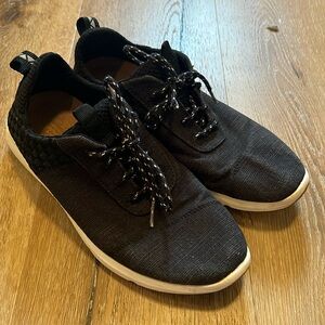 TOMS • Size 8 Sneaker canvas burlap low top lace up charcoal grey black